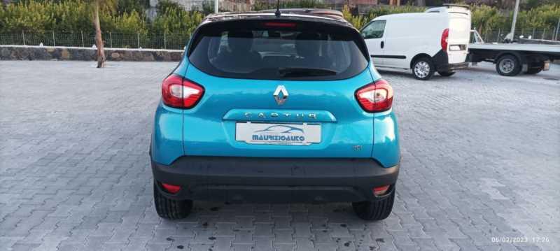 Renault CAPTUR INTENS 1.5 dCi MT (90 cv)