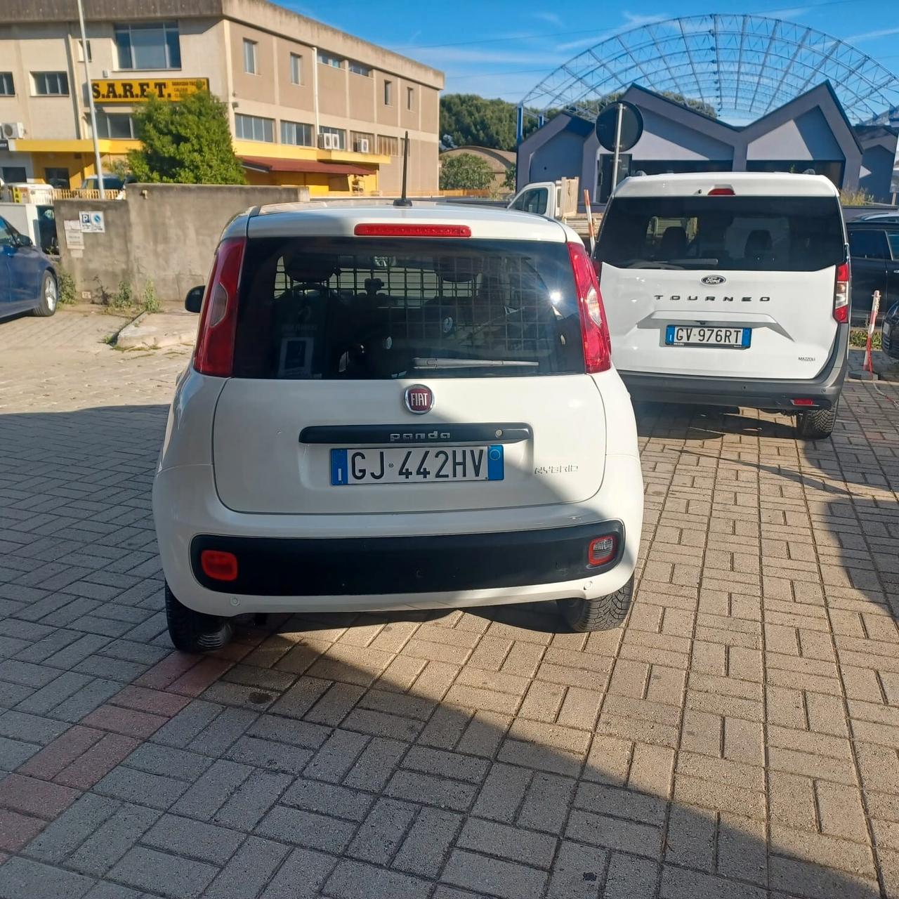 35188KM FIAT PANDA VAN 1.0 HYBRID IVA ESPOSTA