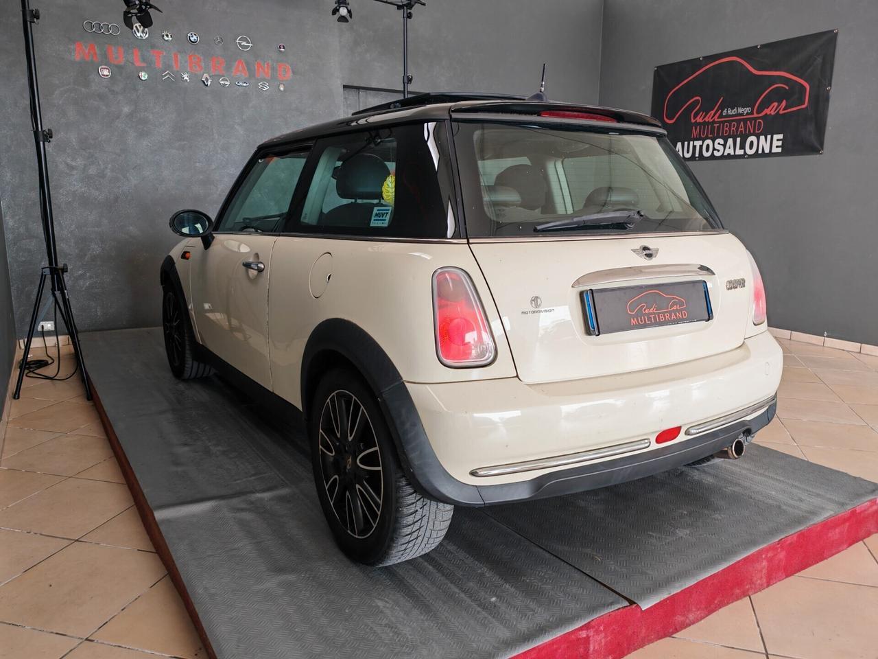 Mini Mini 1.6 16V Cooper