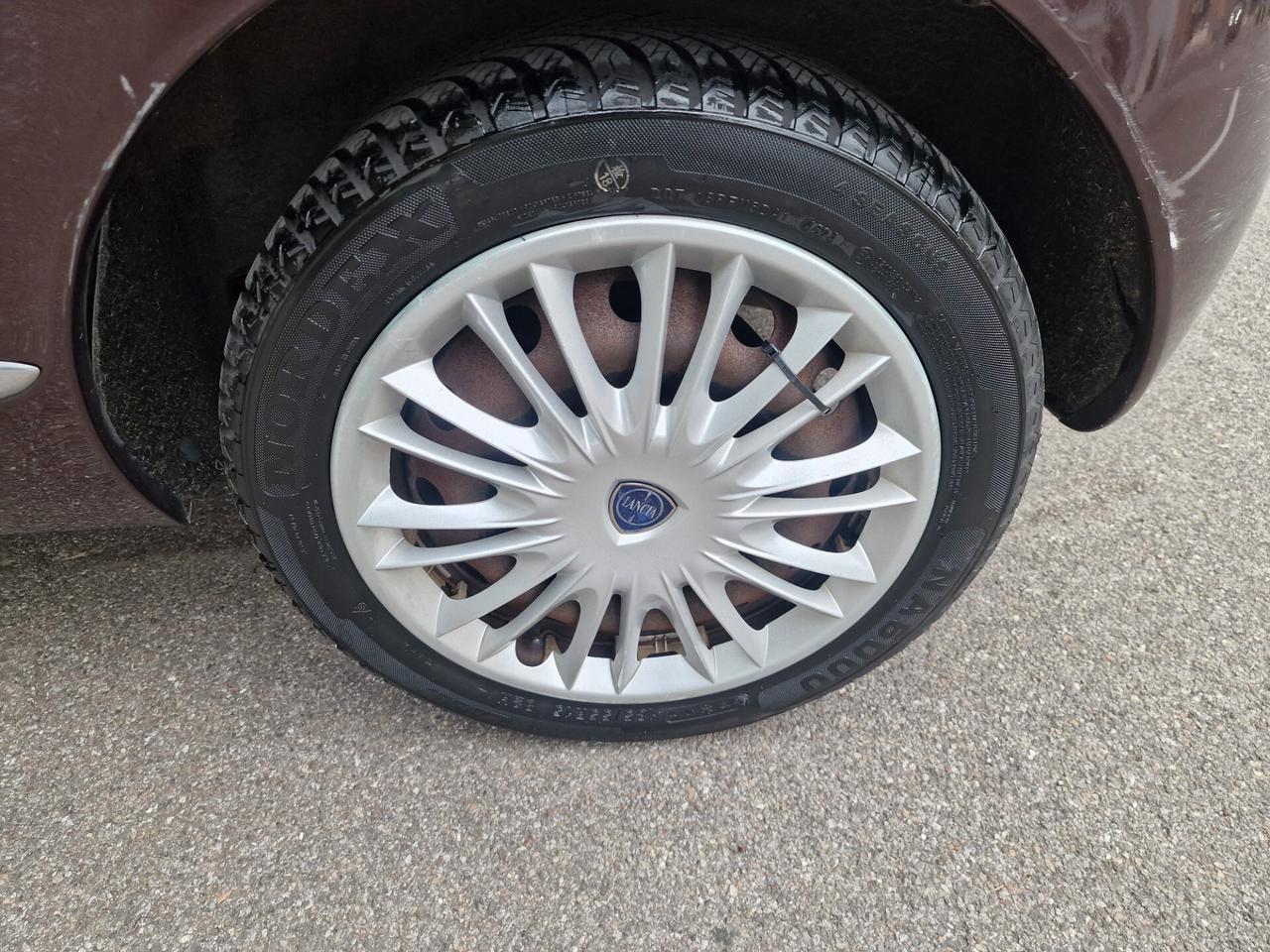 Ford Fiesta 1.4 3p. Bz.- GPL Titanium
