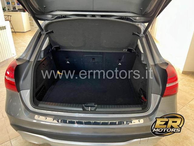 MERCEDES-BENZ GLA 200 d Automatic Business Unico Proprietario