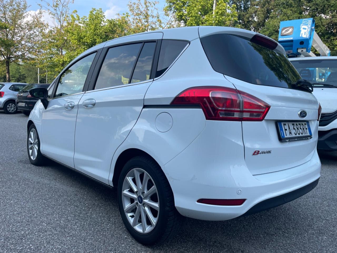 Ford B-Max 1.4 90 CV*Neopatentati*