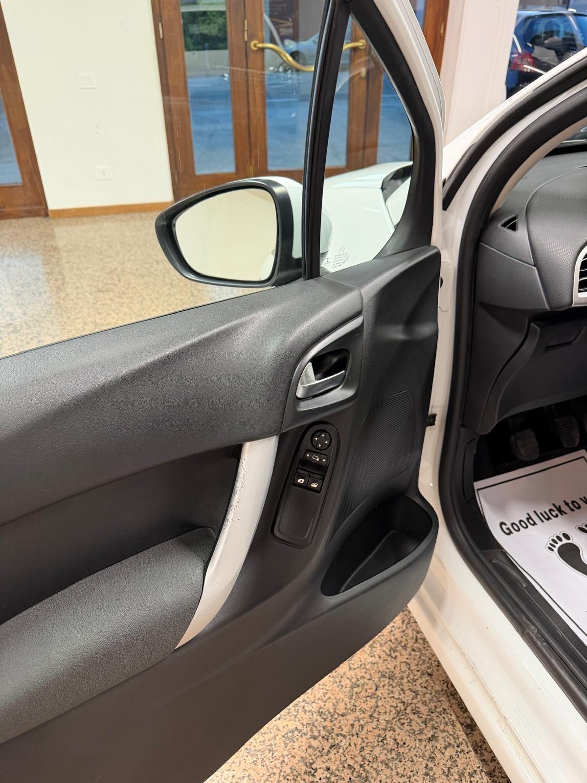 Citroen C3 1.2 VTi 82 Vanity Fair 10
