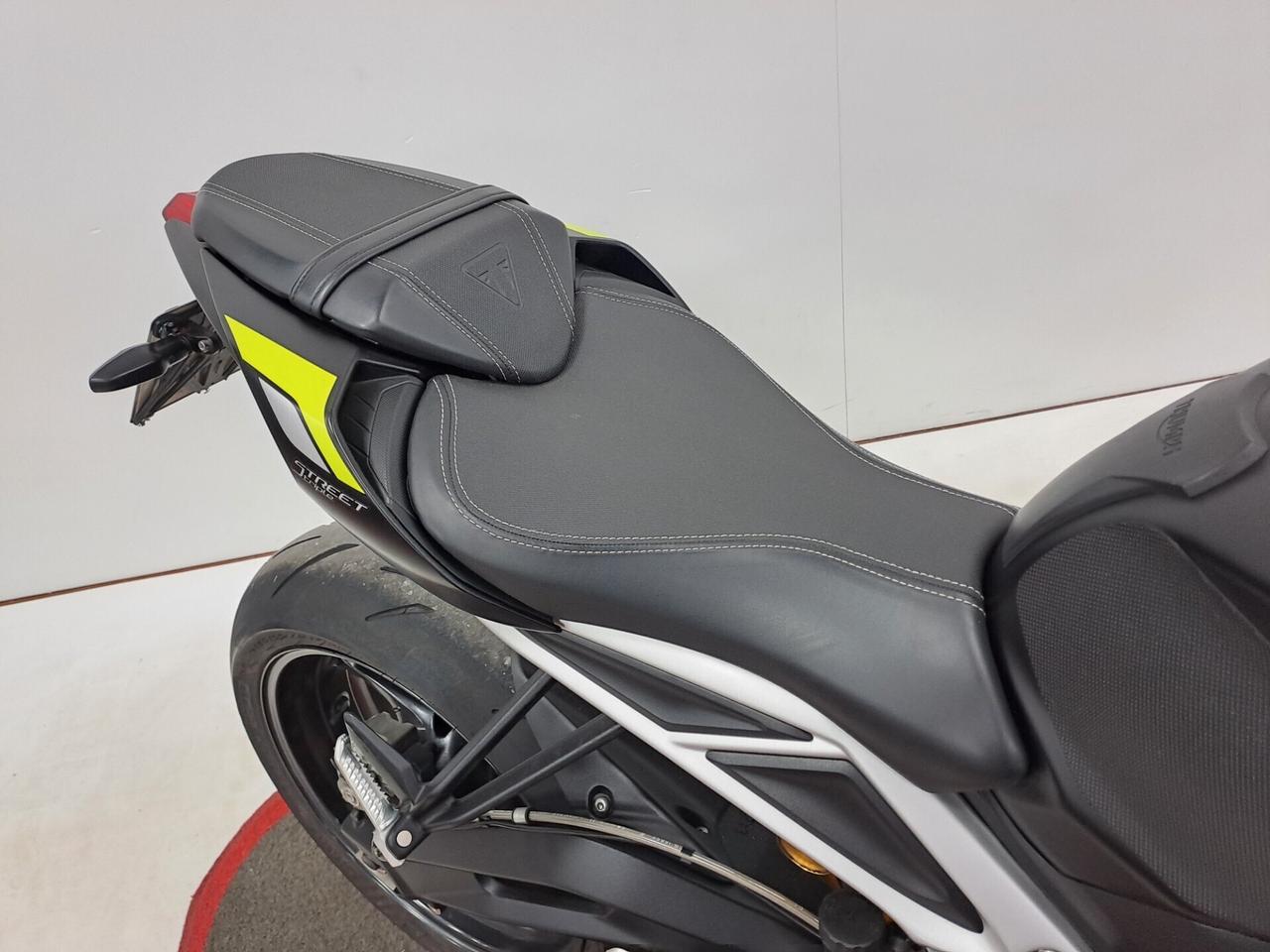 Triumph Street Triple RS DA 85 € AL MESE – SENZA ANTICIPO