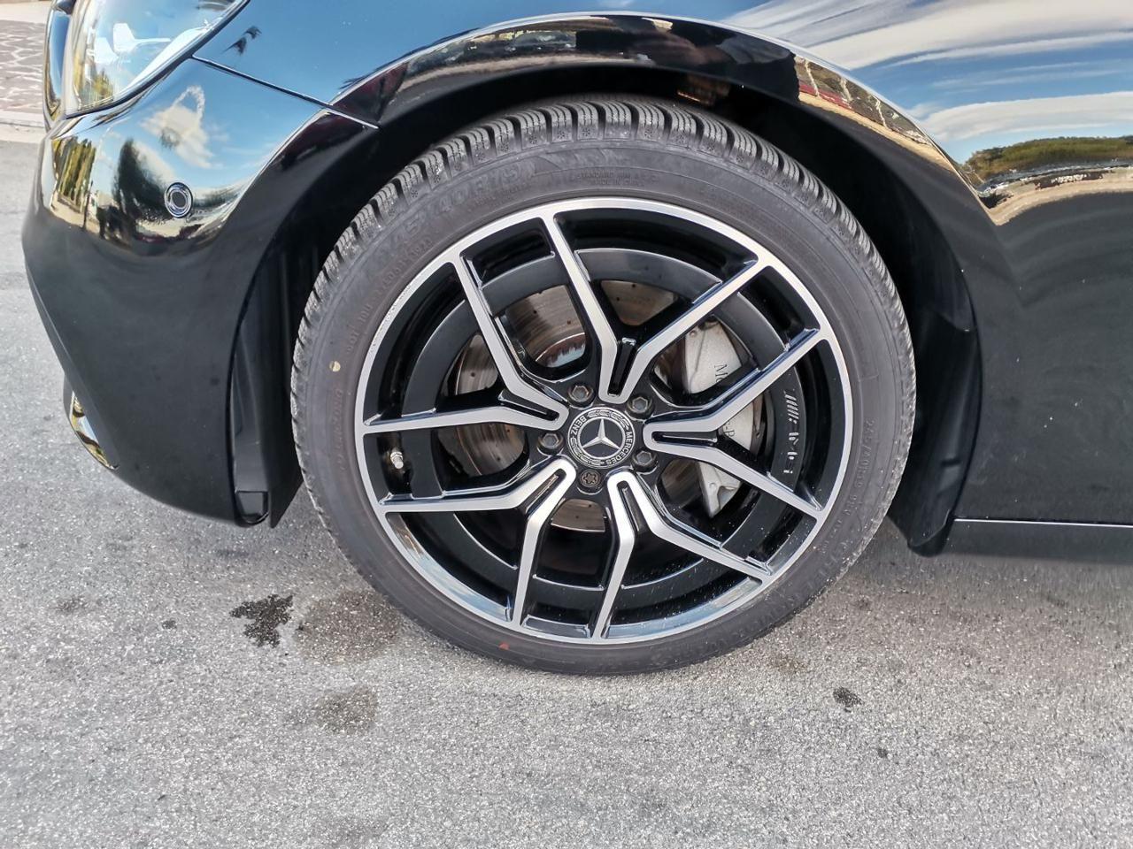 Mercedes-Benz E 220 d Auto Premium Plus