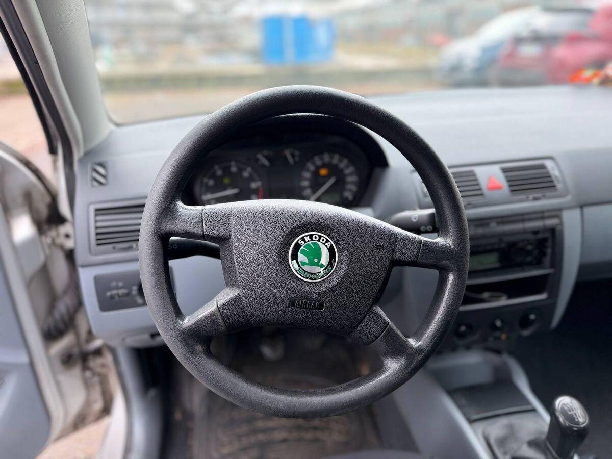 Skoda Fabia Wagon Fabia wagon 1.4 16v Comfort 101cv