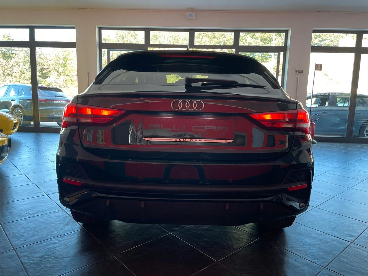 AUDI Q3 SPTB 35 2.0Tdi IDENTITY BLACK S-TRONIC