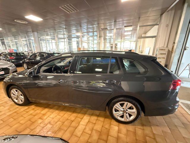 VOLKSWAGEN Golf Variant 1.5 TGI DSG Life