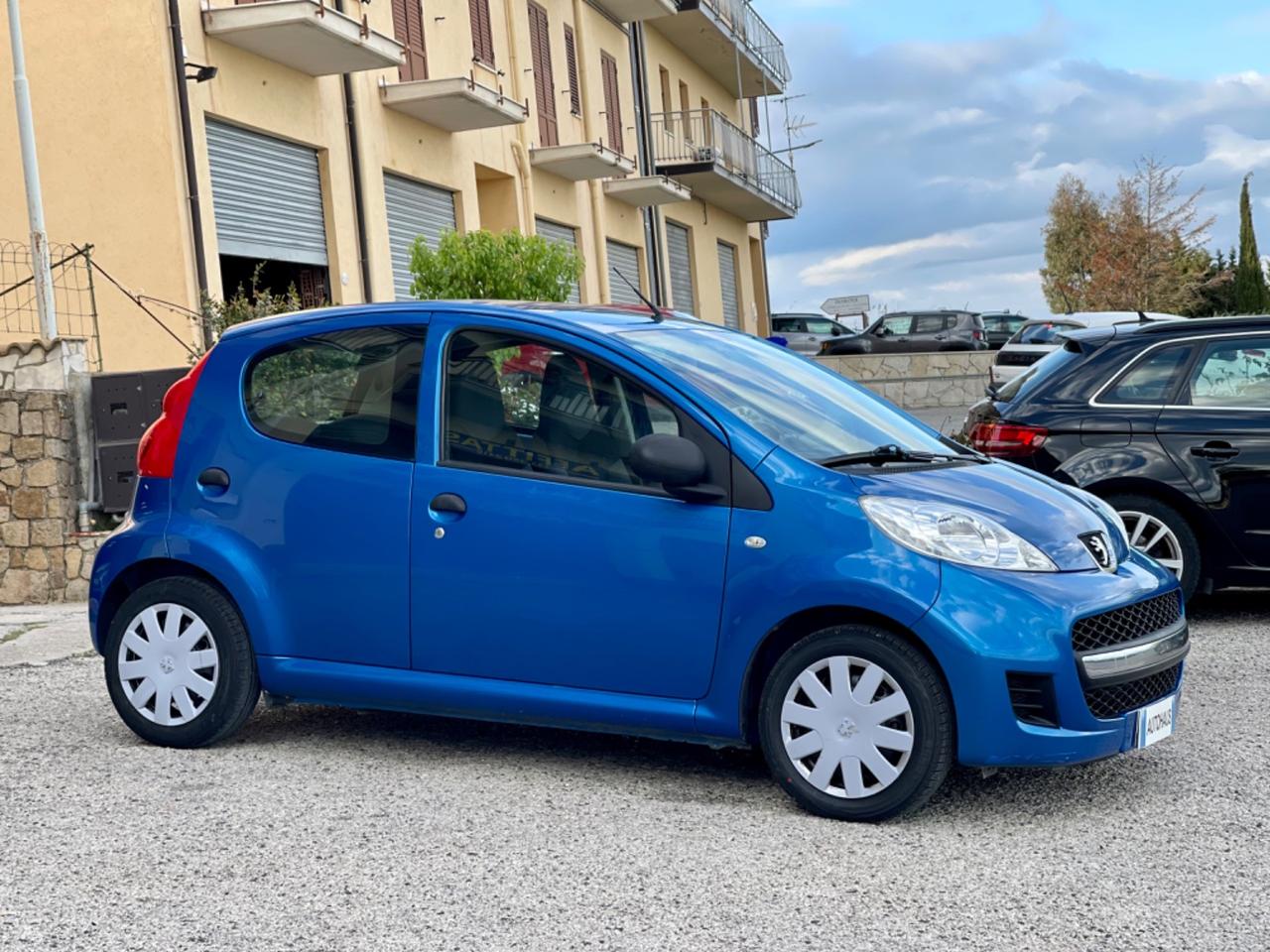 Peugeot 107 1.0 68CV 5 porte - 60.000km