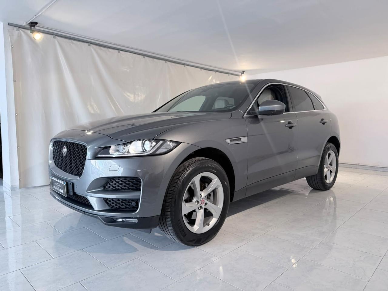 JAGUAR F-PACE PORTFOLIO 2.0AWD 180CV PRONTA CONSEGNA