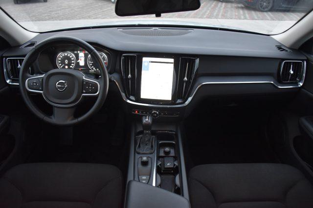 VOLVO V60 D3 Geartronic Business *Navi,Sensori,LED*