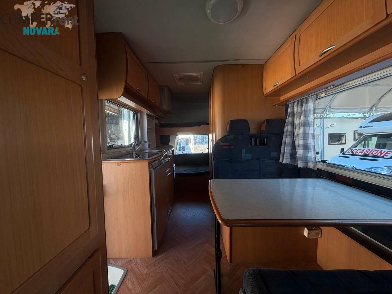 MC LOUIS GLEN 461 - Mansardato letti a castello in coda e maxi garage