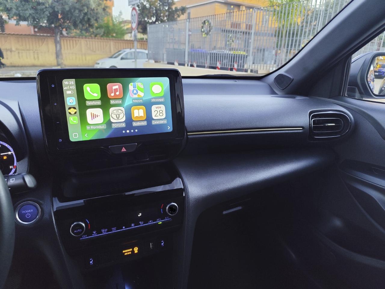 Toyota Yaris Cross 1.5 Hybrid 5p. E-CVT AWD-i Adventure