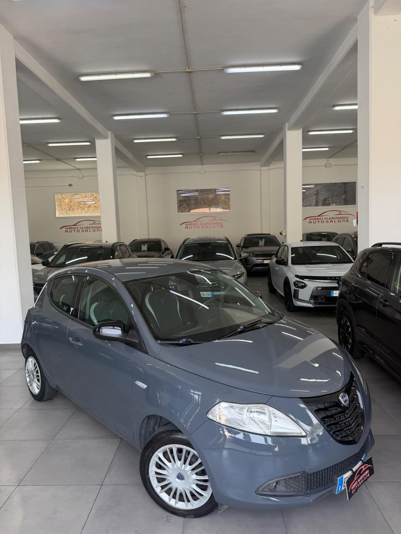 Lancia Ypsilon 1.3 MJT 95 CV 5 p. Platinum FINANZIABILE