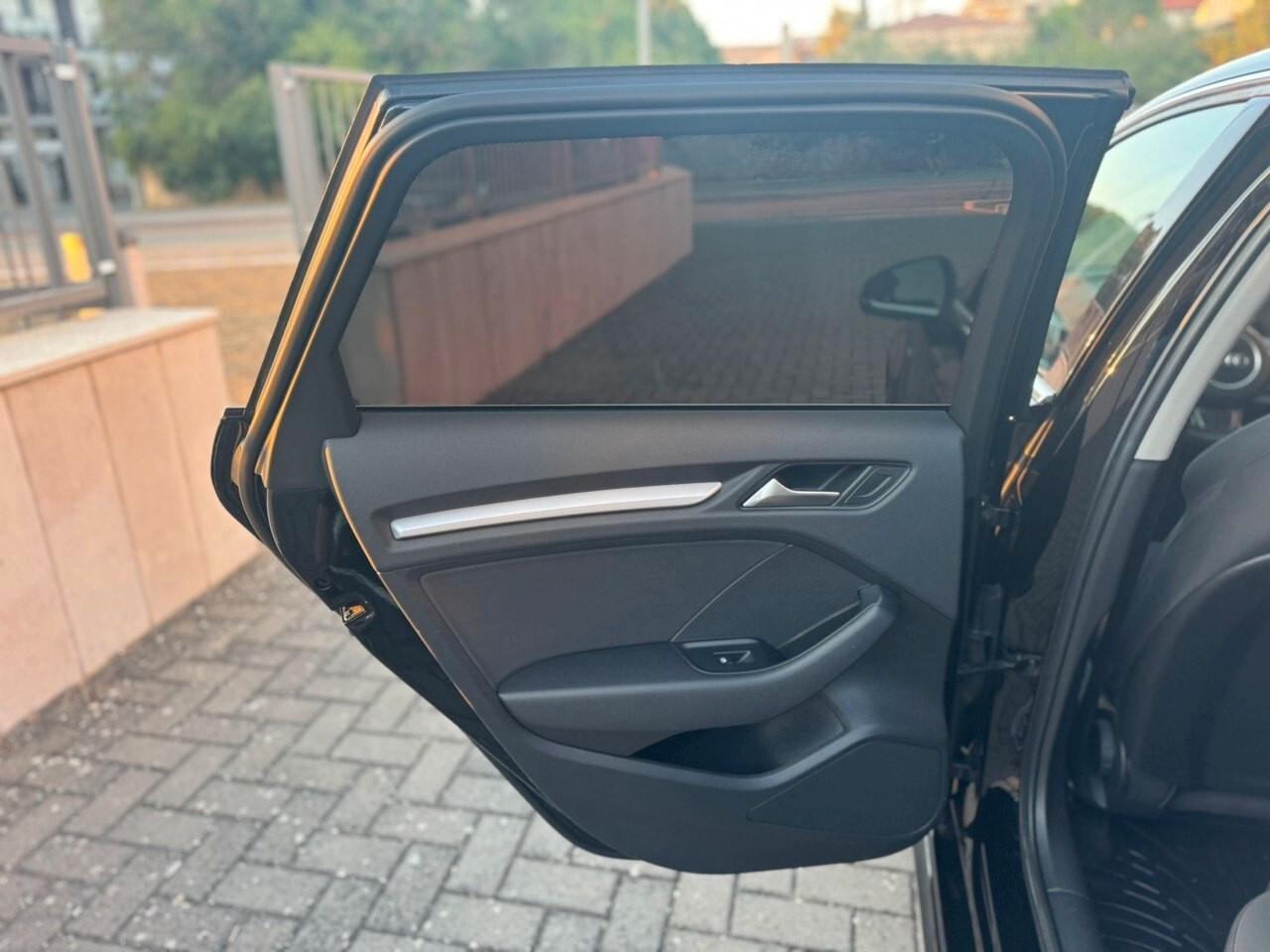 Audi A3 SPB 1.6 TDI 110 cv, S LINE, FULL
