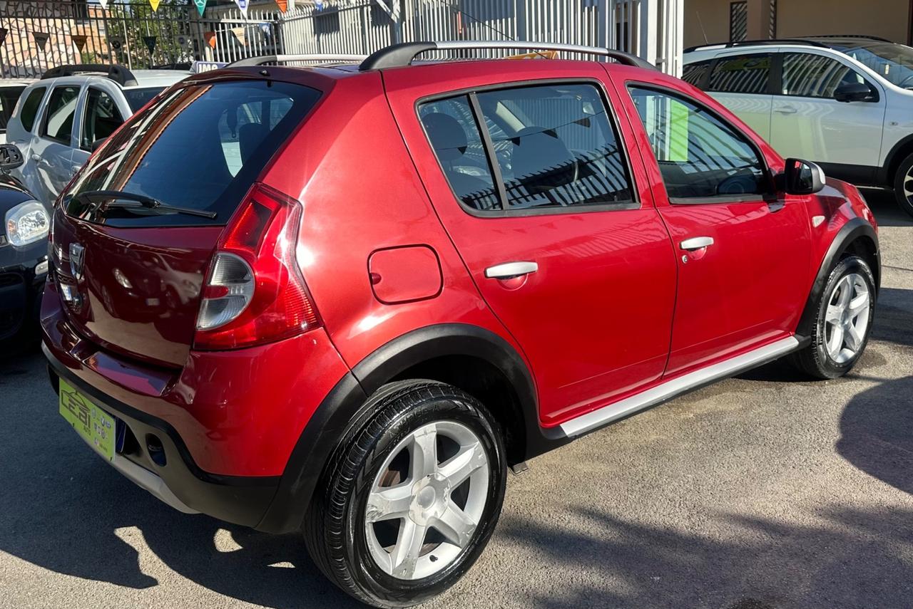 Dacia Sandero Stepway 2011 1.6 BENZ/GPL SCADENZA 2031