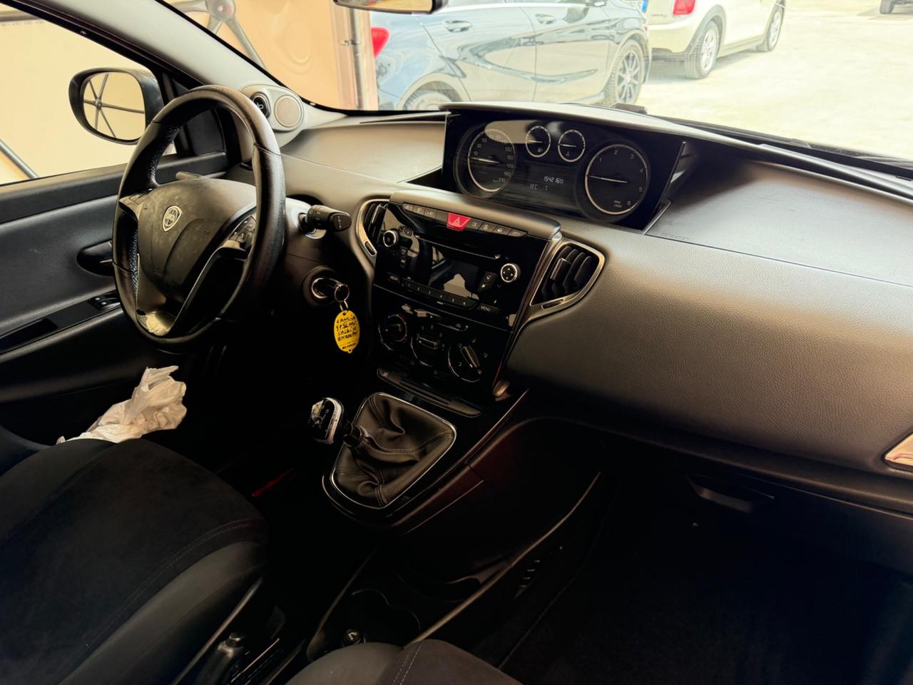 Lancia Ypsilon 1.3 MJT 16V 95 CV 5 porte S&S Gold