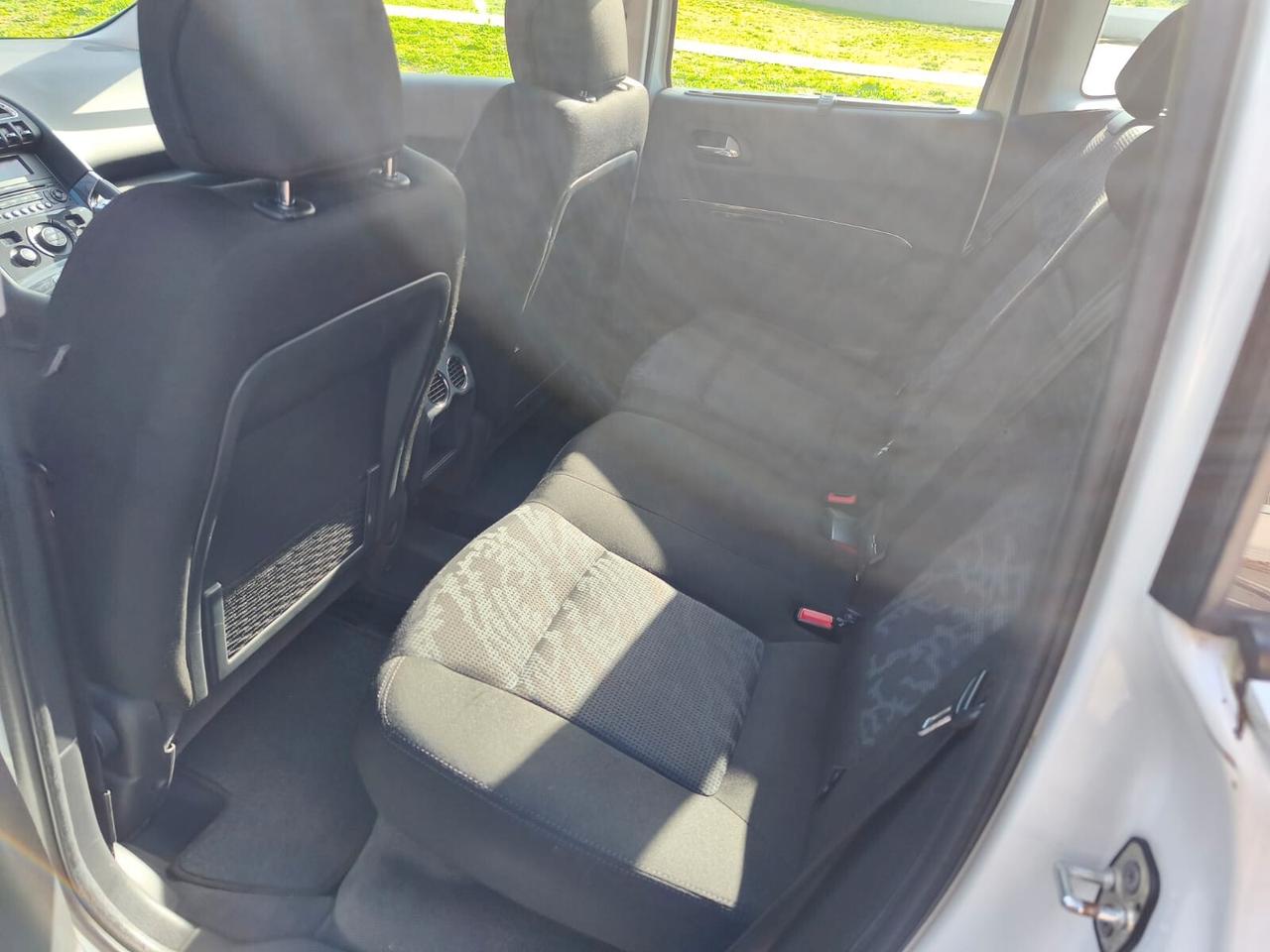 Peugeot 3008 1.6 HDi 110CV Outdoor