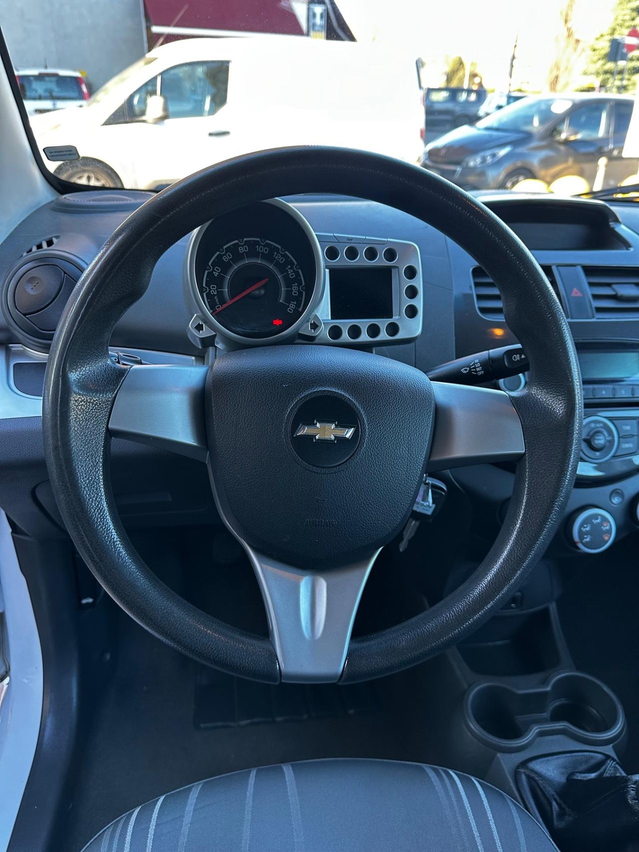 Chevrolet Spark 1.0 SPECIAL EDITION BUBBLE 2015