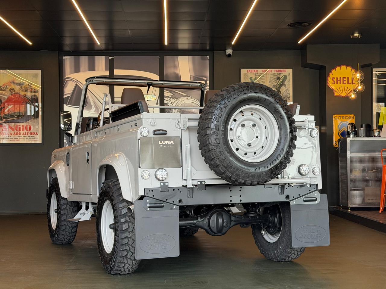 Land Rover Defender 90 2.5 td Soft Top 19J