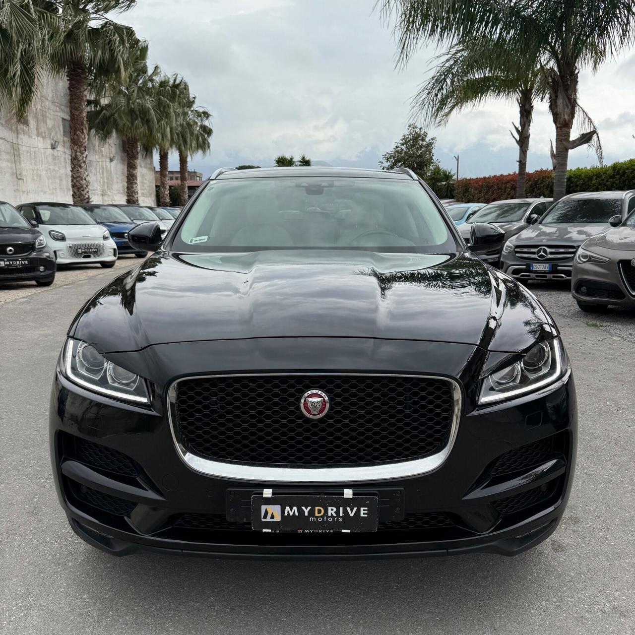 Jaguar F-Pace 2.0 D 180 CV aut. R-Sport