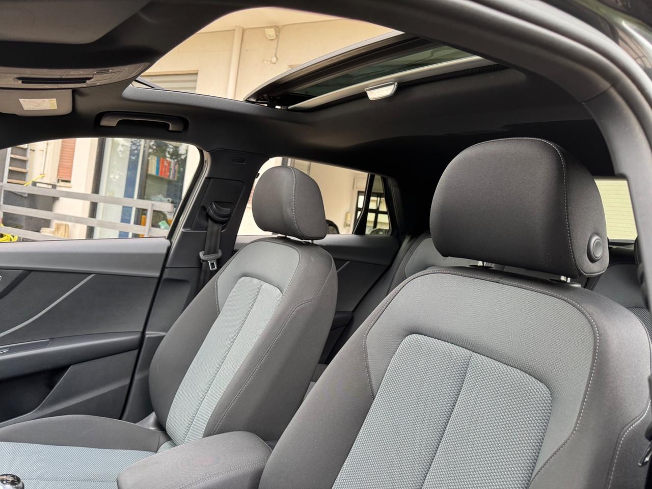 Audi Q2 1.6 TDI Sport - TETTO - CERCHI 19- 2017