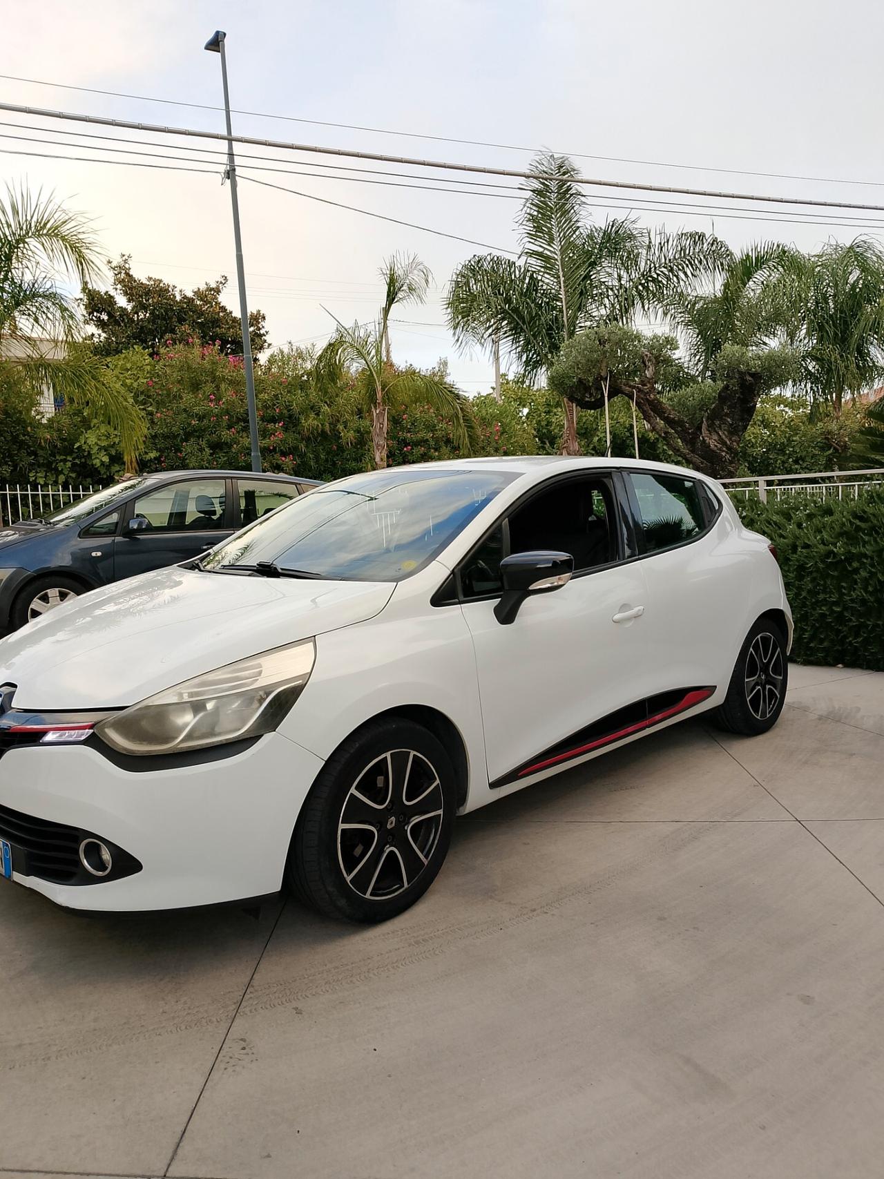 Renault Clio 1.5 dCi 8V 75CV 5 porte Wave