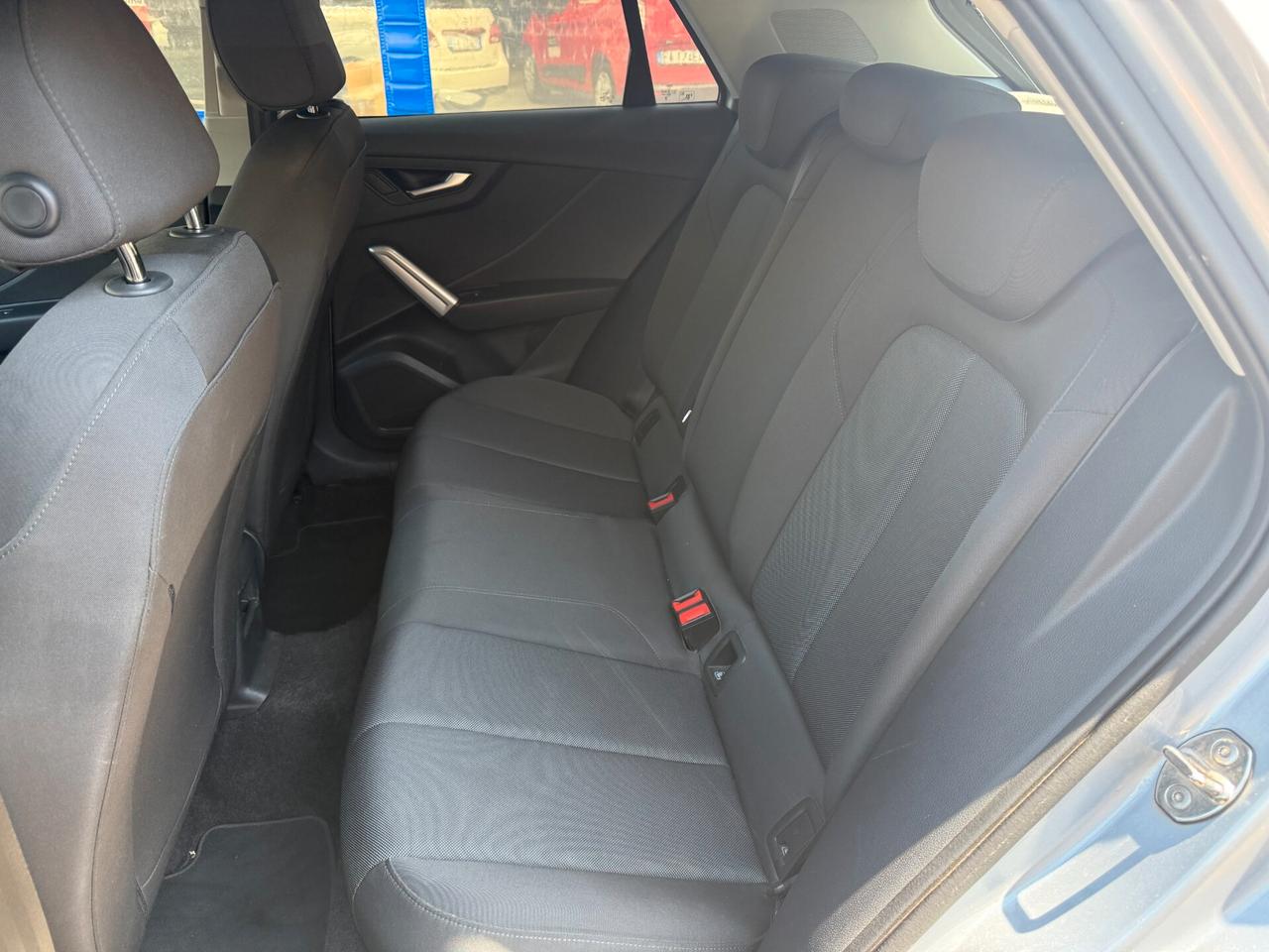 Audi Q2 30 TDI Business
