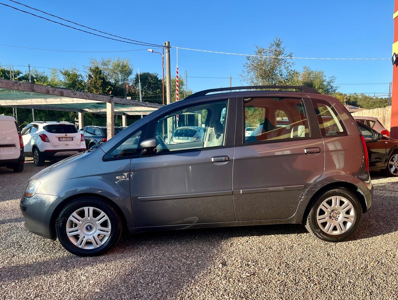 Fiat Idea 1.4 16V Emotion