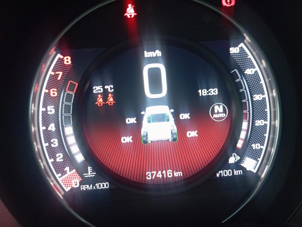 Abarth 595 1.4 Turbo T-Jet 180CV