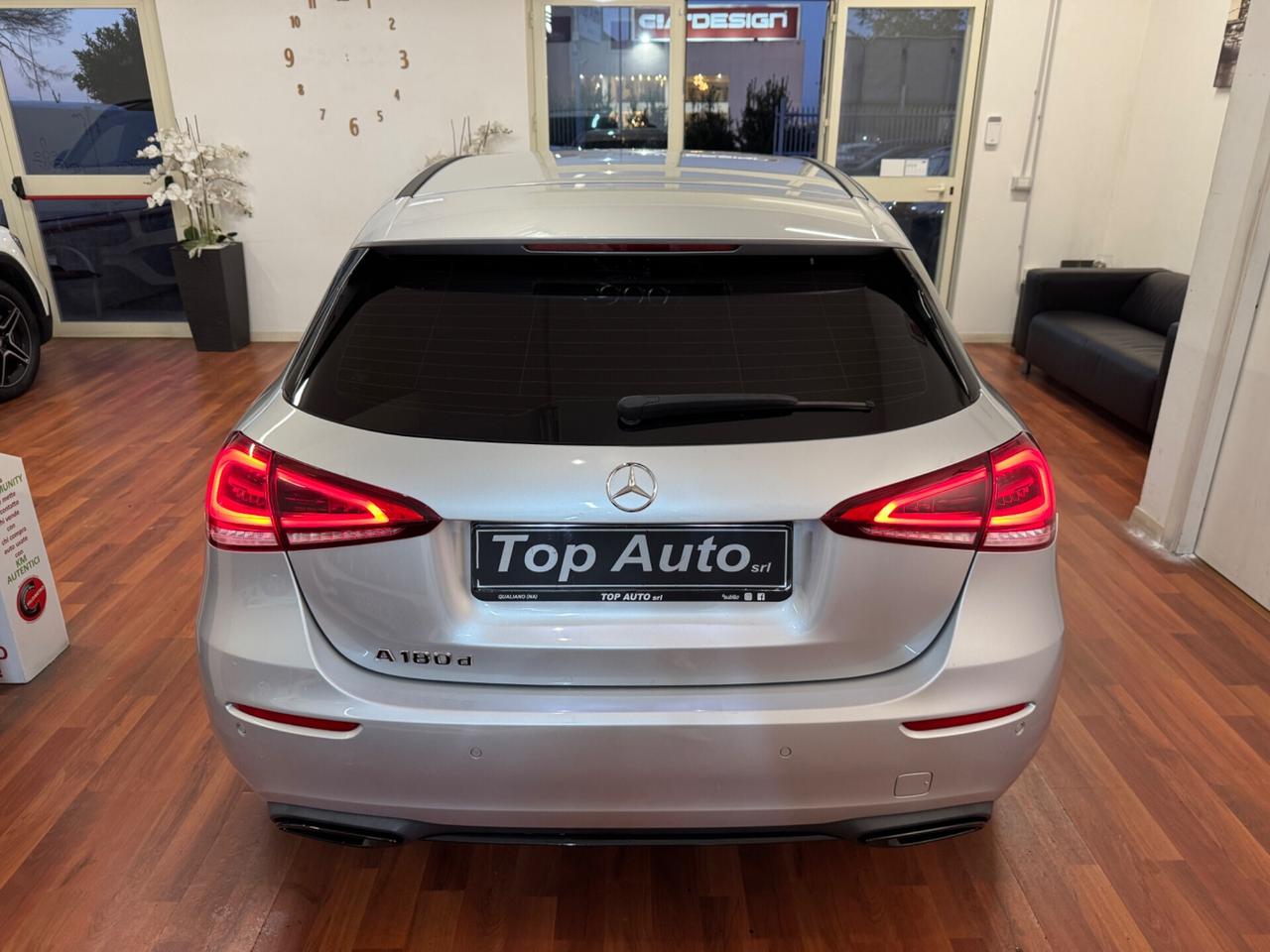 MERCEDES-BENZ A 180 d AUTO SPORT NIGHT EDITION - MY19