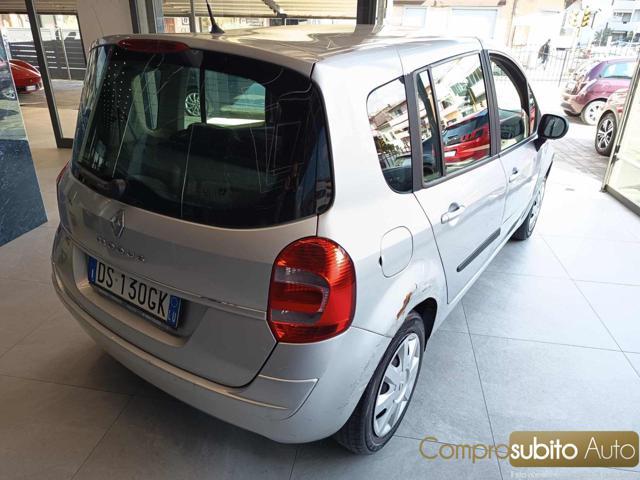 RENAULT Modus 1.2 16V Grazia