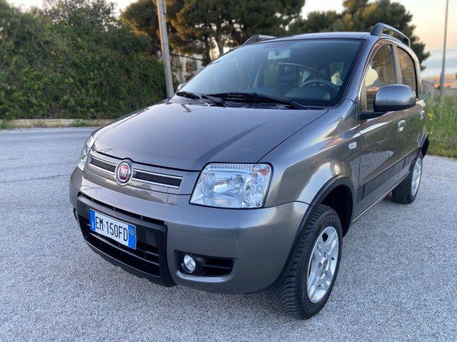 FIAT Panda 1.3 MJT 16V DPF 4x4 Climbing