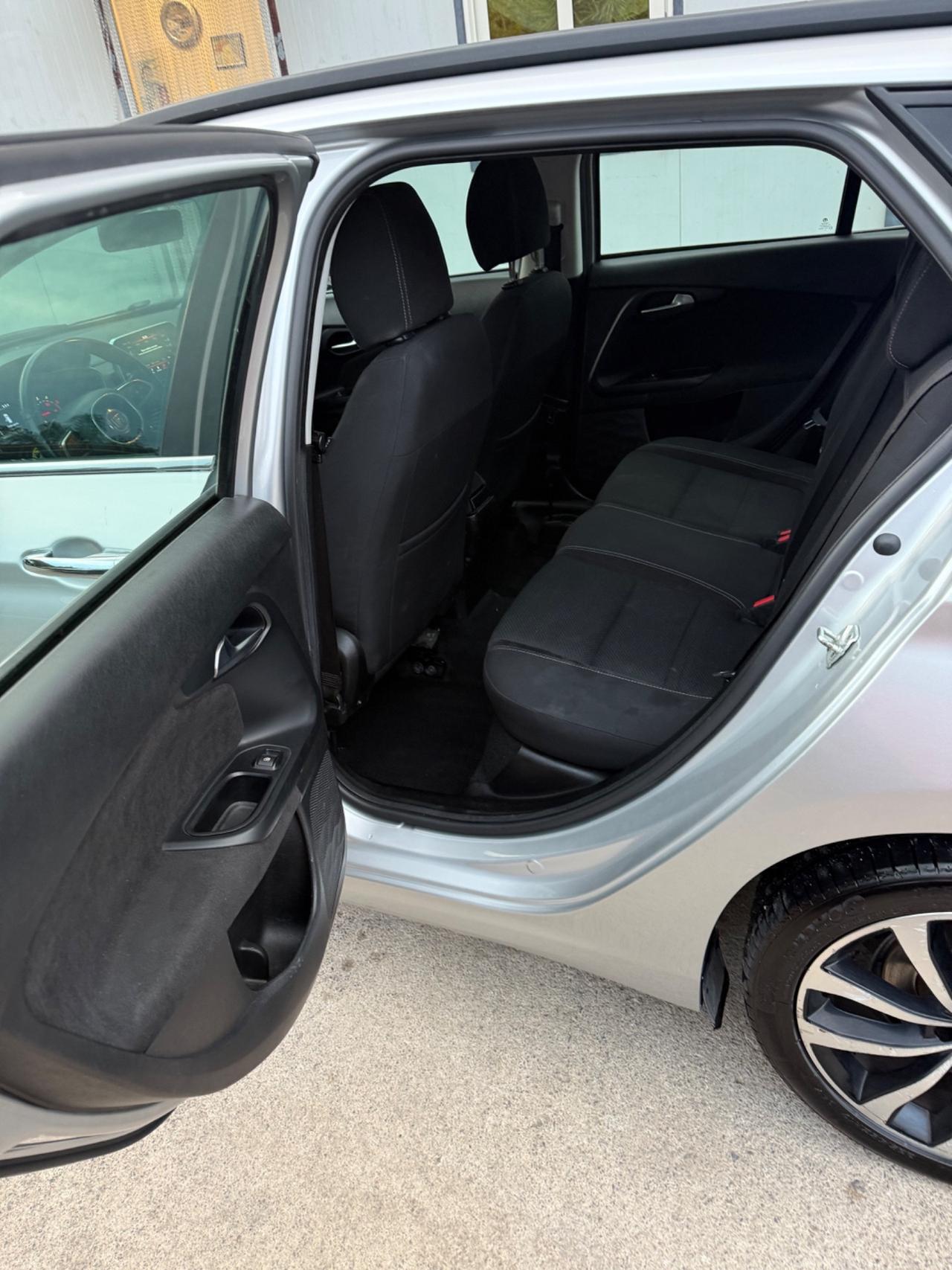 Fiat Tipo 1.6 Mjt S&S DCT SW Easy