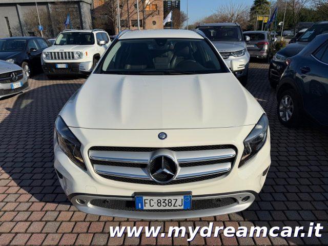 MERCEDES-BENZ GLA 180 d Automatic Sport