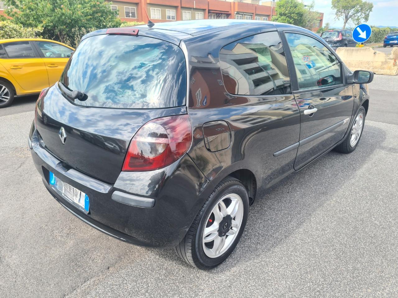 Renault Clio 1.5 dCi 85CV 3 porte Rip Curl