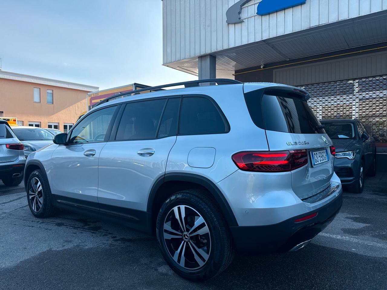 Mercedes-Benz GLB 200 Advanced Plus / SERVICE IN MERCEDES