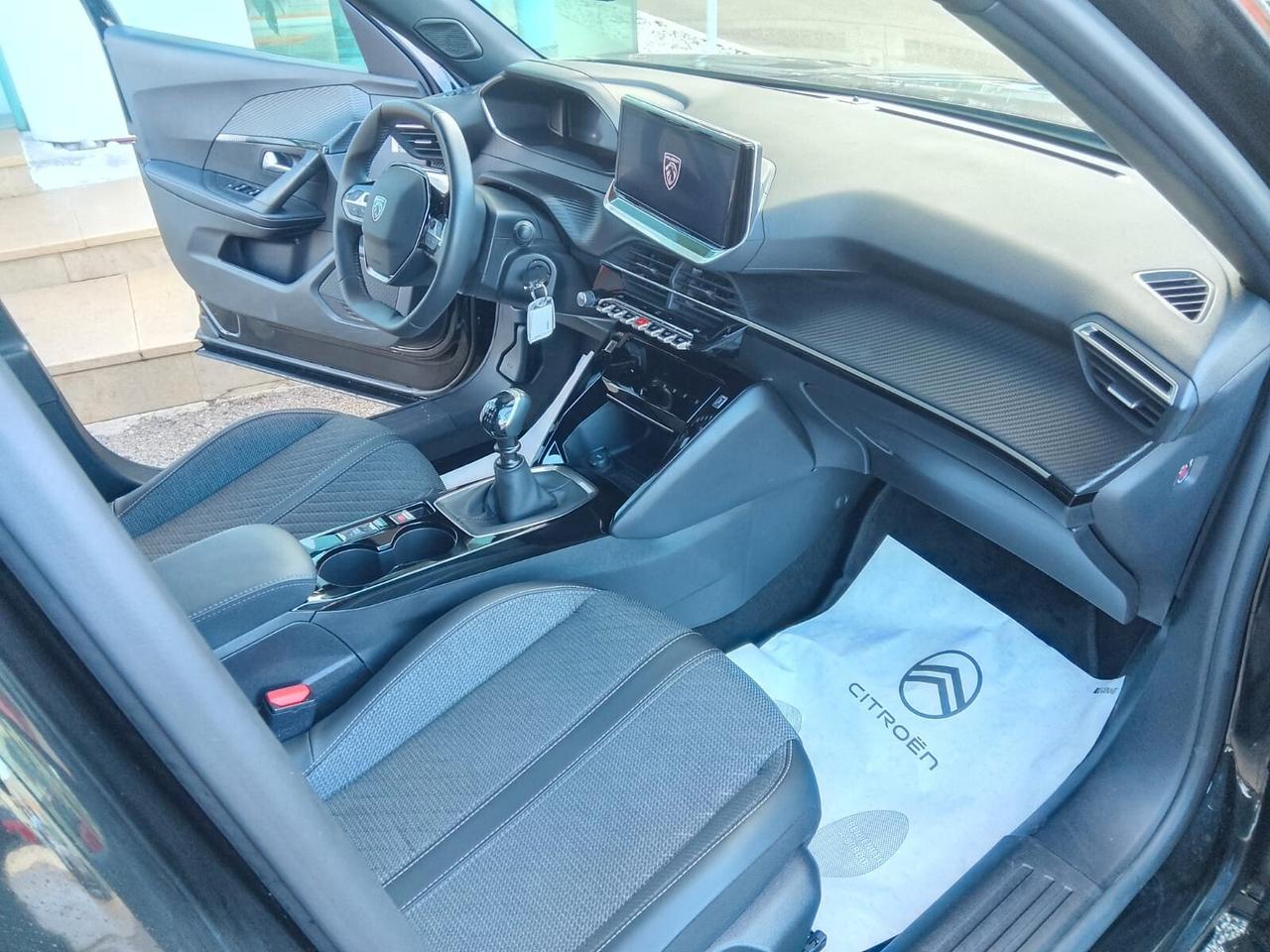 Peugeot 2008 PureTech 100 S&S Allure