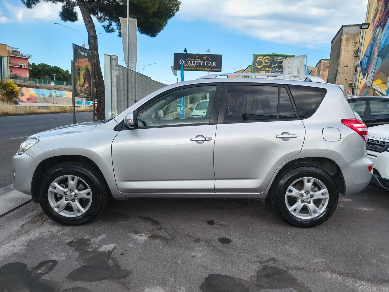 TOYOTA RAV4 LUXURY 2.2 DIESEL ANNO 2009