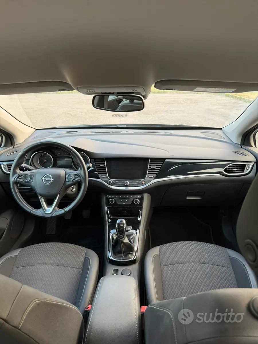 Opel Astra 1.6 Diesel 110cv 2018