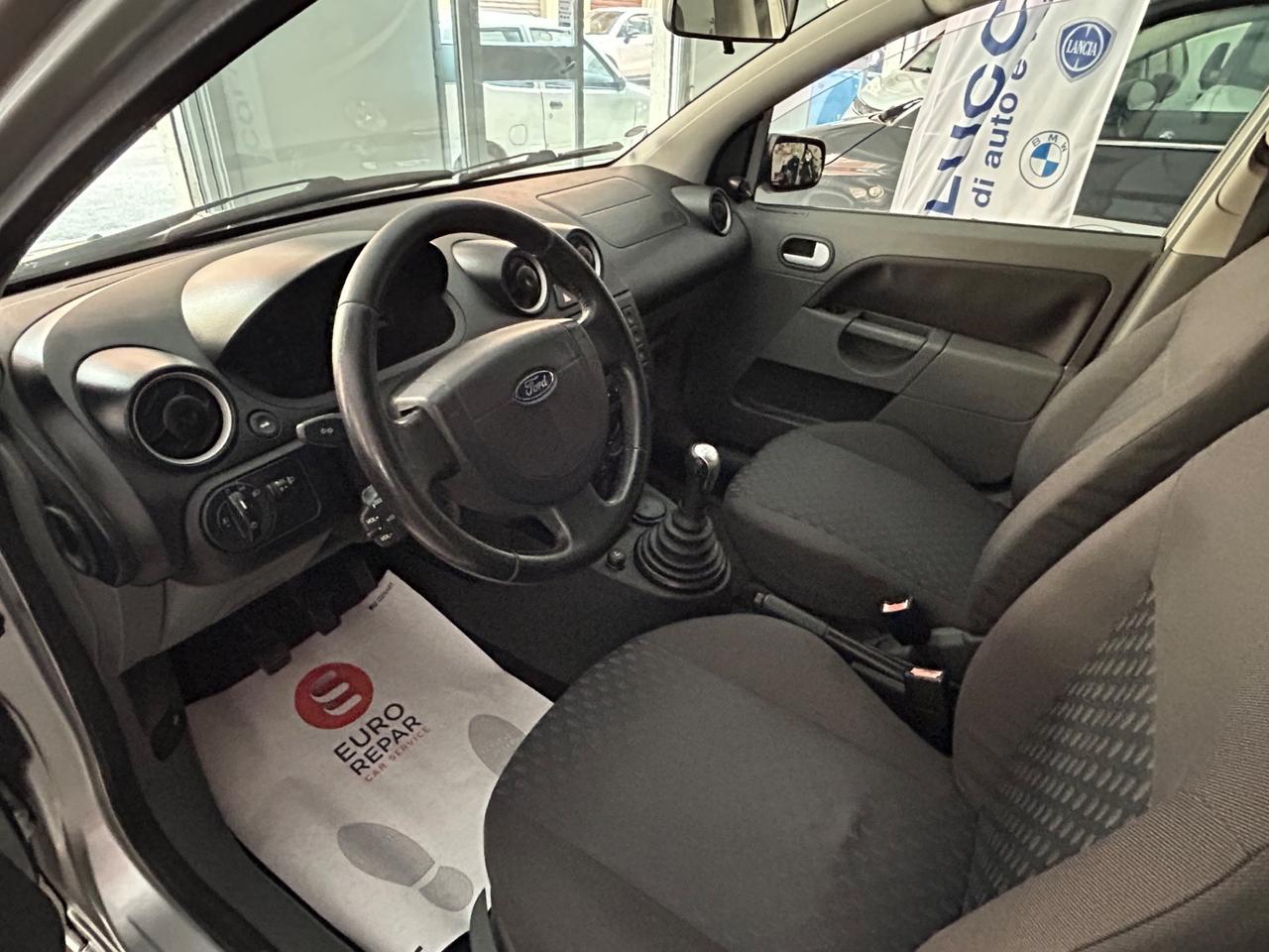 Ford Fiesta 1.4 Benz Servosterzo A/C