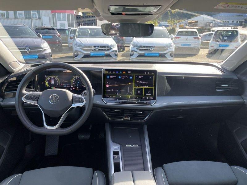 Volkswagen Passat 2.0 TDI 150 CV SCR EVO DSG Business Nuovo Modello