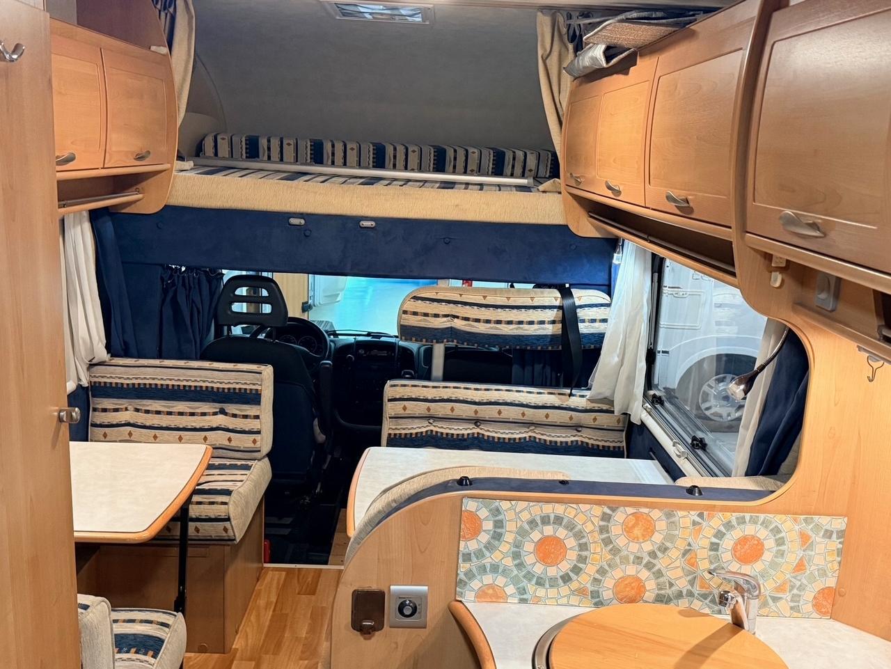 CAMPER MCLOUIS GLEN 560