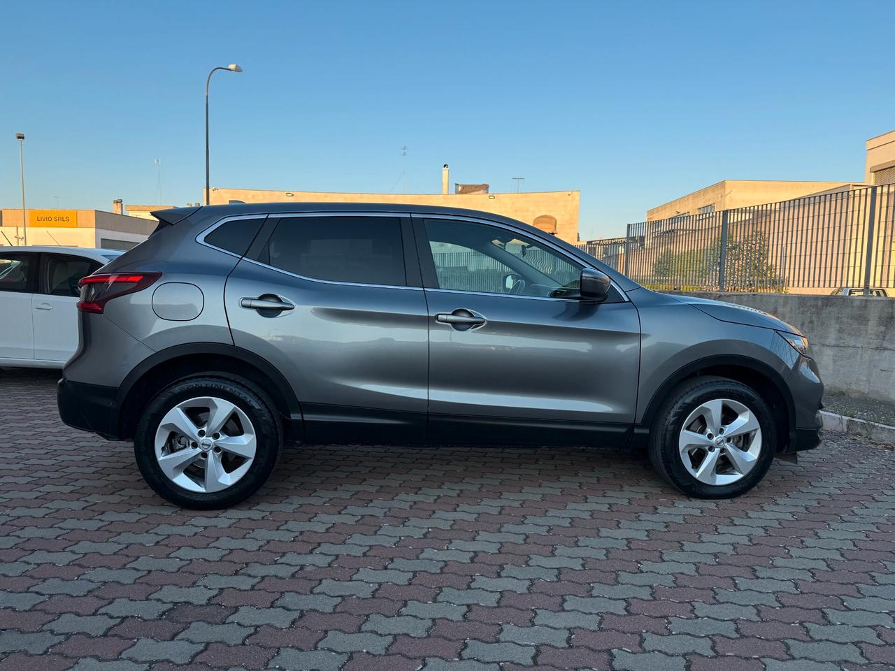 Nissan Qashqai 1.5 dCi Business RetroCam Navi Led