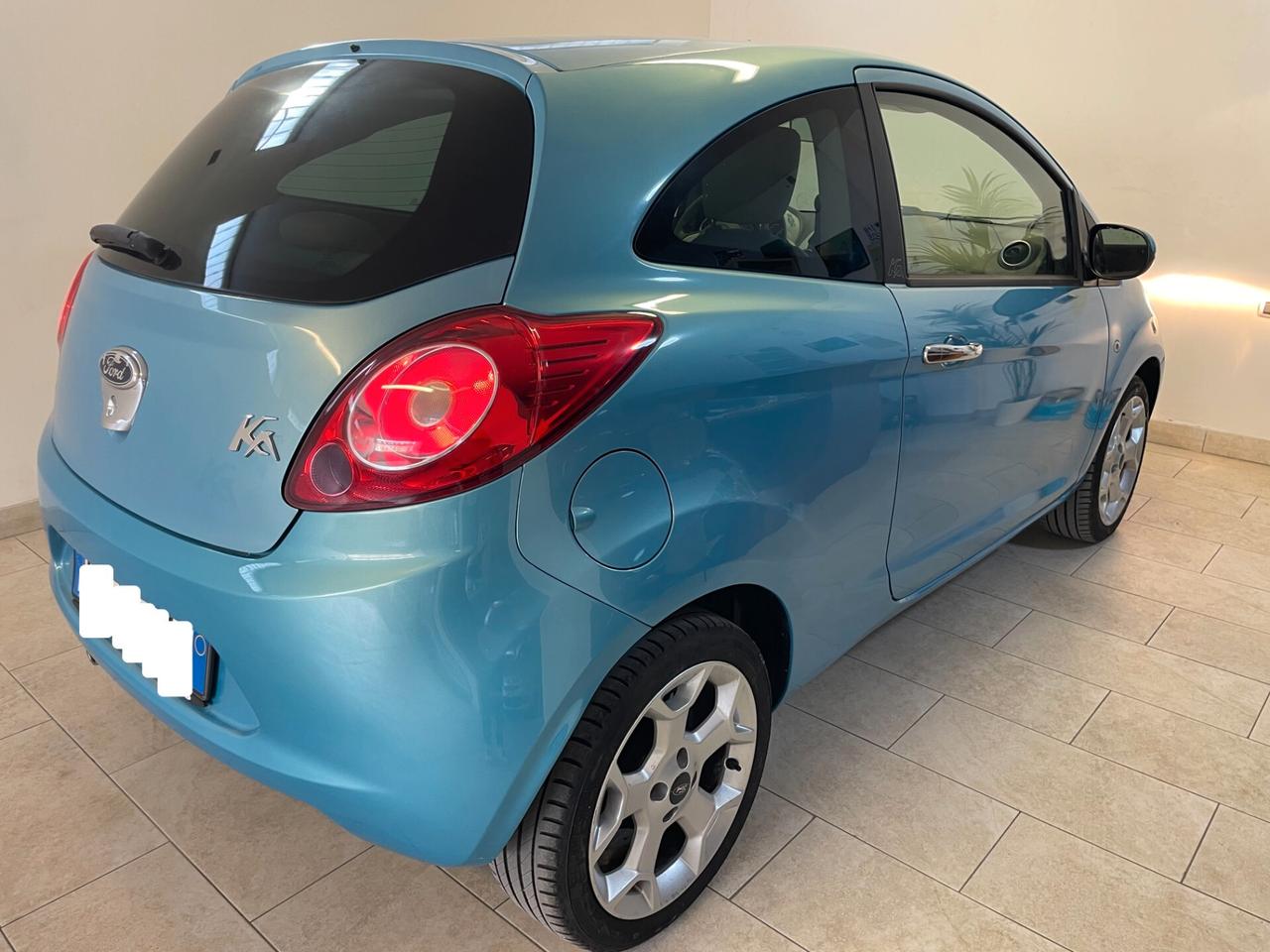 Ford Ka 1.2 8V Titanium FULL OP TAGL+ DISTRIBUZIONE NEOPATENTATI