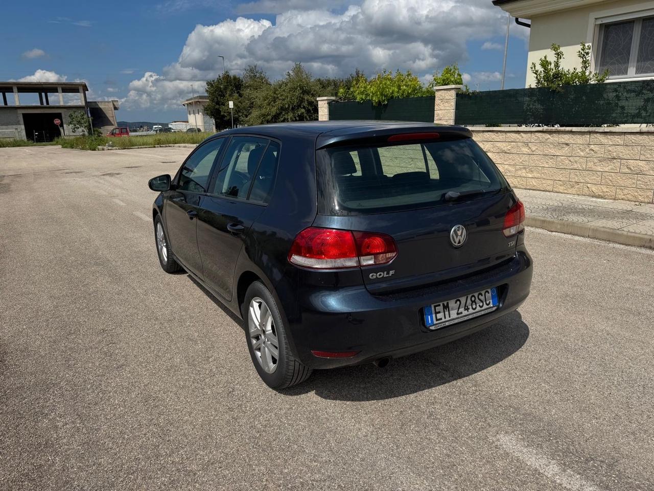 Volkswagen Golf 1.6 TDI DPF 5p. Highline
