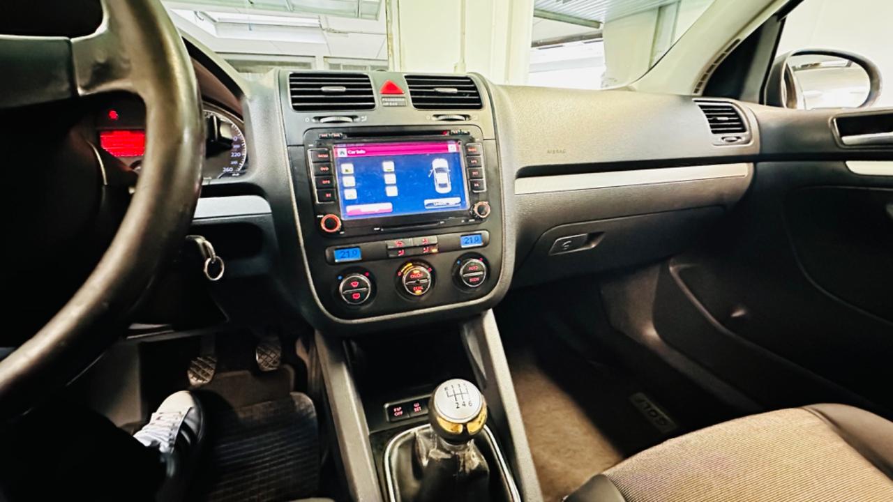 Volkswagen Golf 1.9 TDI Sportline.anche per neopatentati