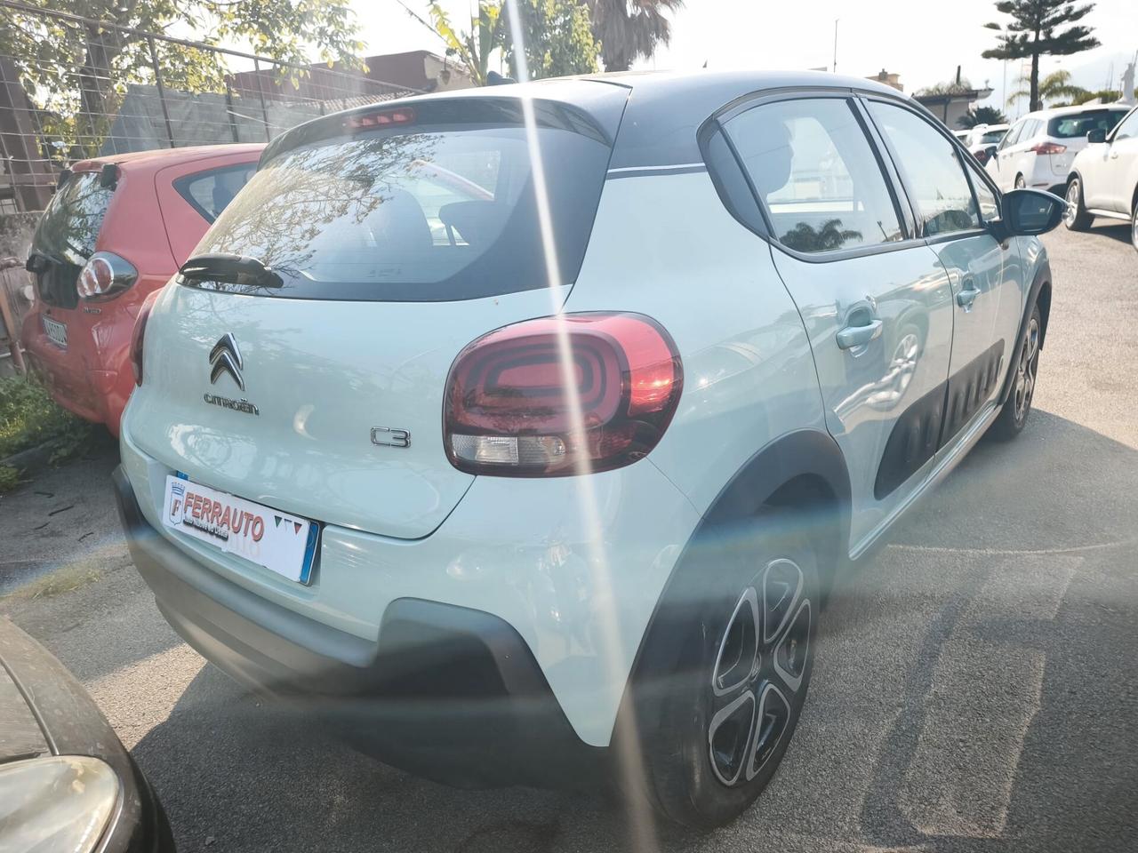 CITROEN C3 BICOLOR 82CV SHINE