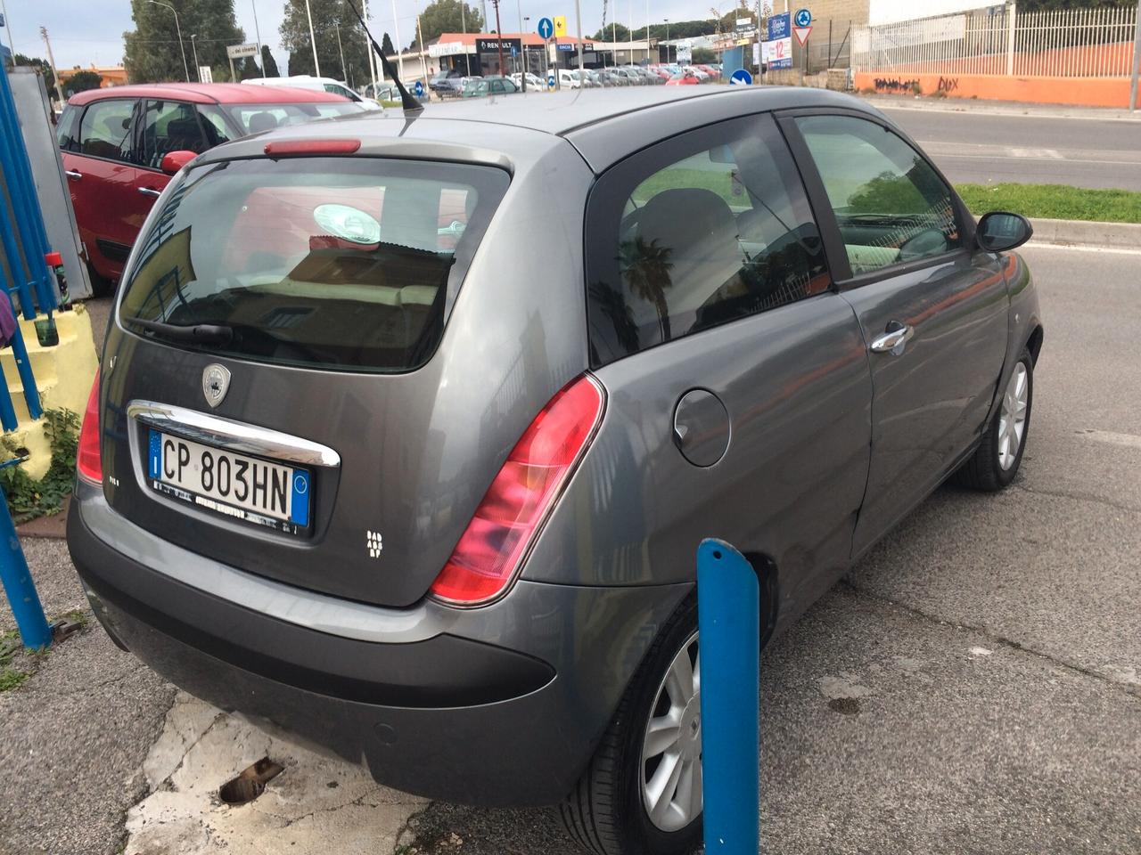 Lancia Ypsilon 1.4 16V Platino tagliandata con cinta distrib. eseguita a km 212000