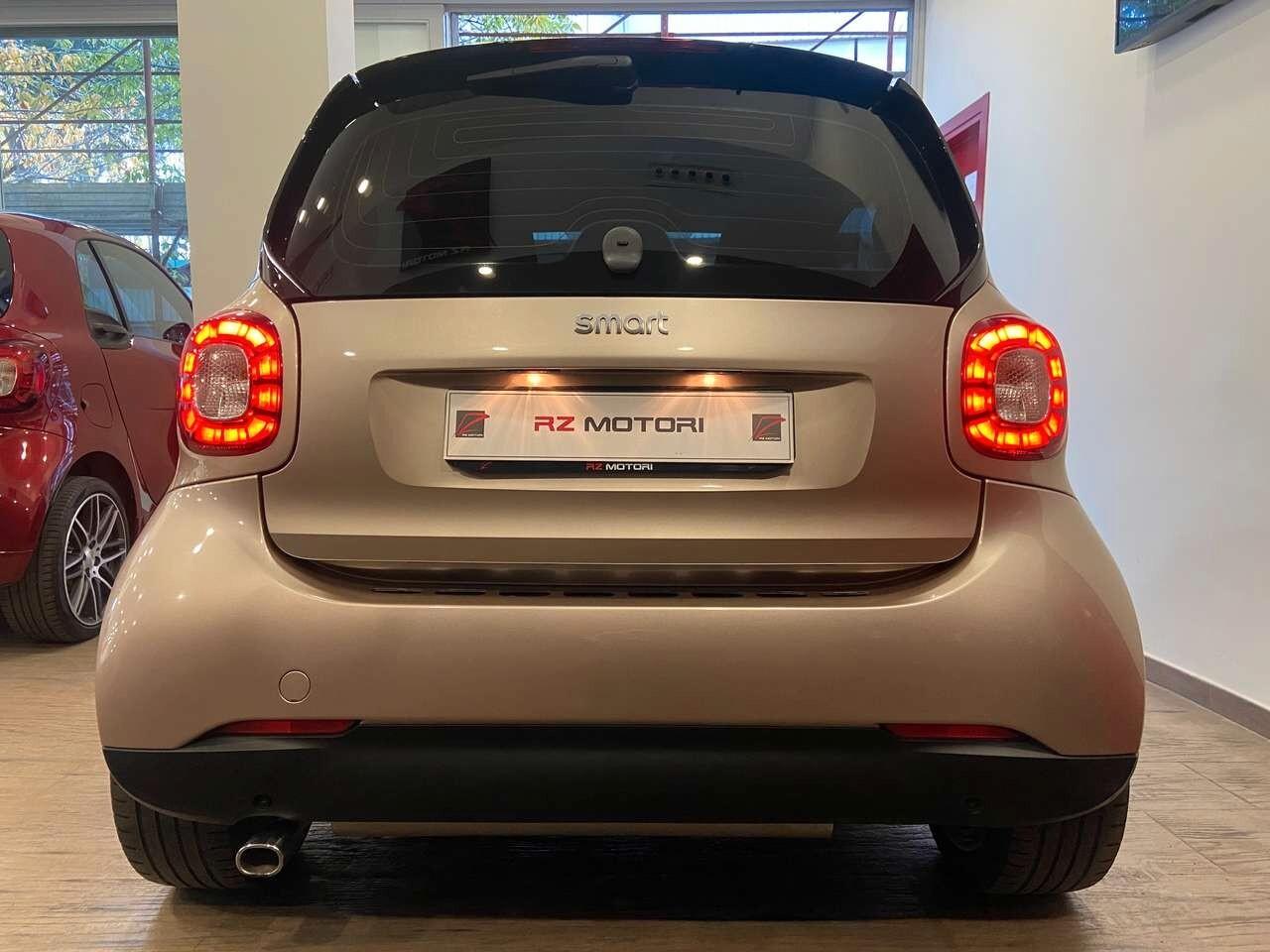 Smart ForTwo 90 0.9 Turbo twinamic Tokyowhite limited edition-ITALIANA-TAGLIANDI